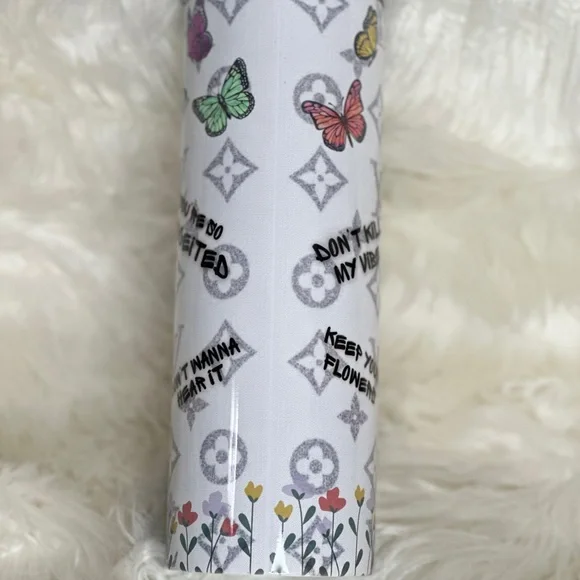 Stylish 20 oz Tumbler with Tattooed Woman Design - Picture 5 of 6